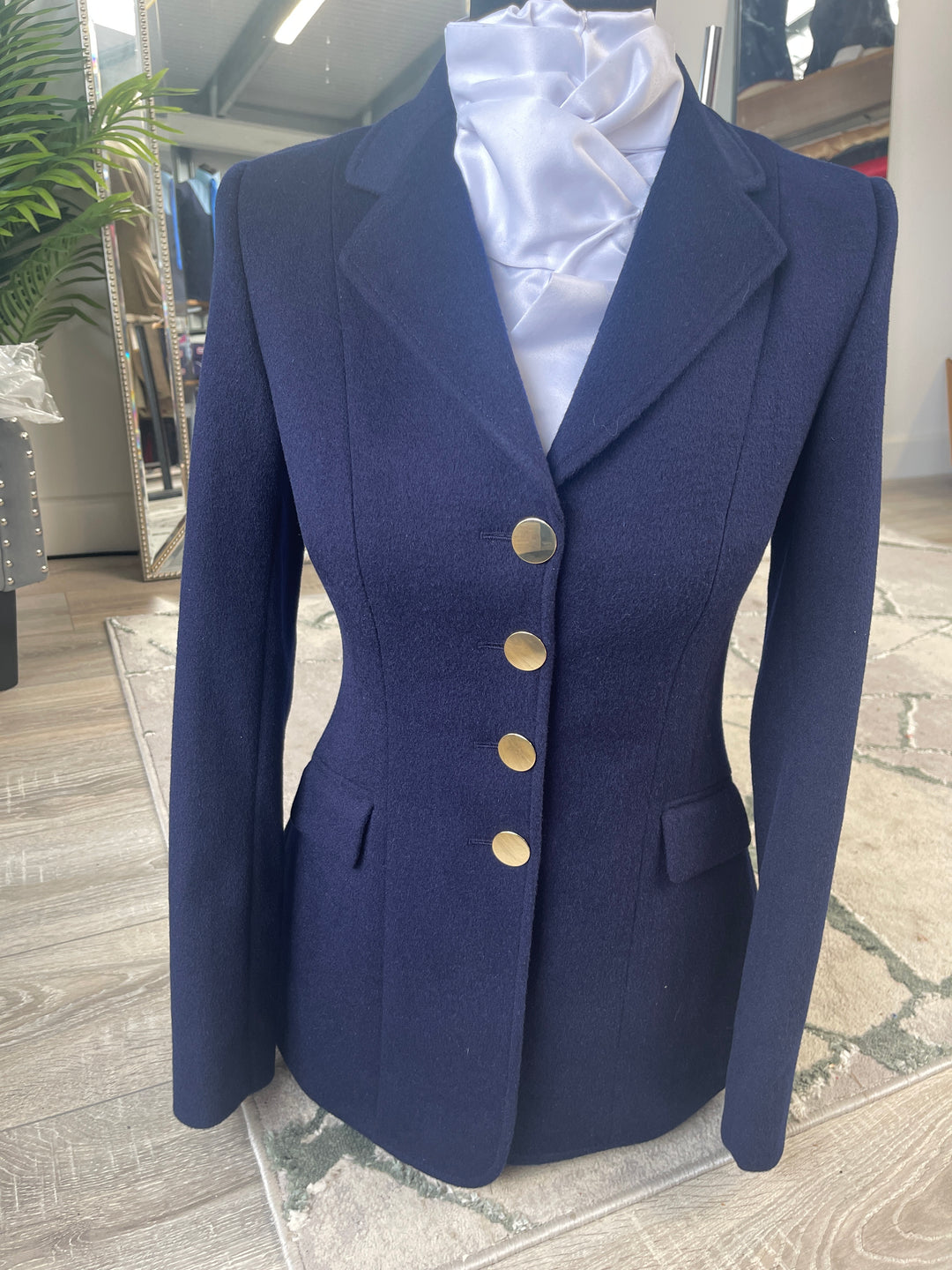 IN STOCK: NAVY SOFT WOOL PRINCESS CUT JACKET