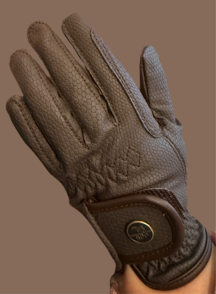 Superior Show Glove - Adults