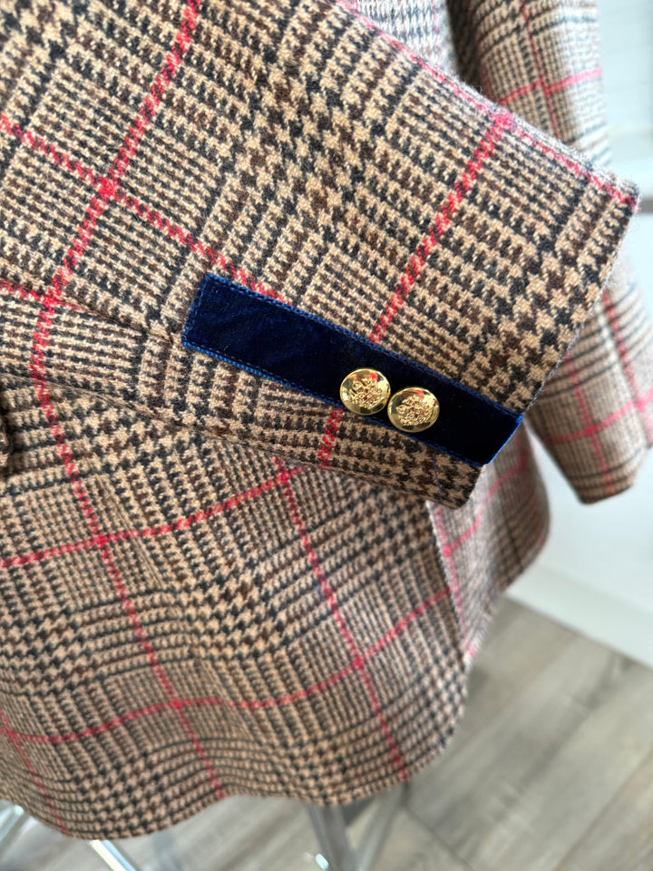 IN STOCK: UNIQUE BROWN TWEED PRINCESS CUT JACKET