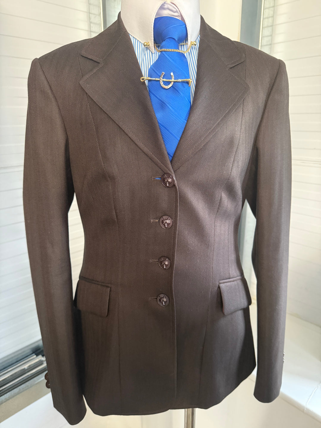 IN STOCK: Princess Cut Lightweight Brown Tweed 32"