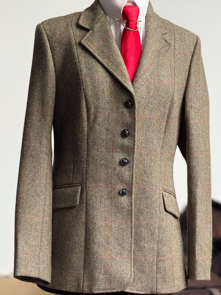 IN STOCK: UNIQUE TWEED PRINCESS CUT JACKET -038