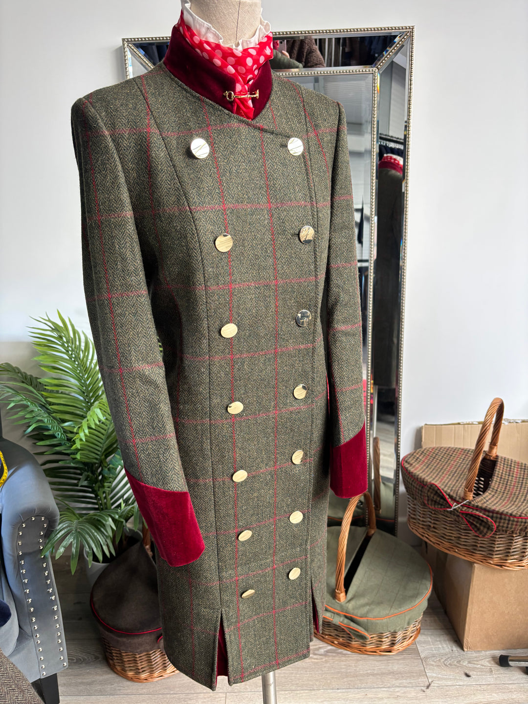 Ladies Dress Coat - 048