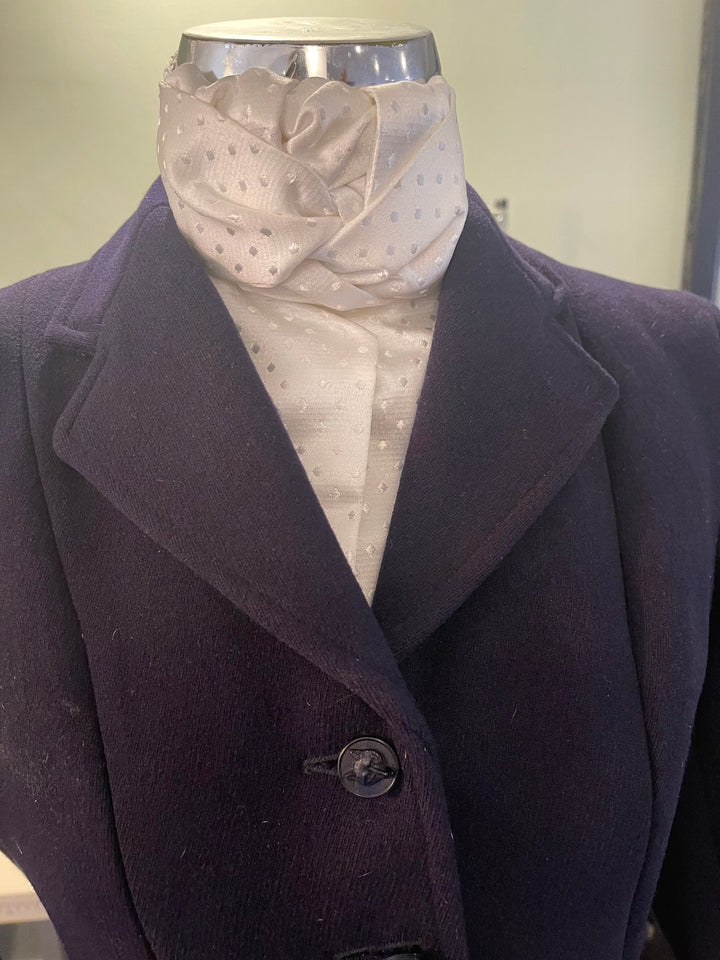 Luxury Pre Tied Stocks
