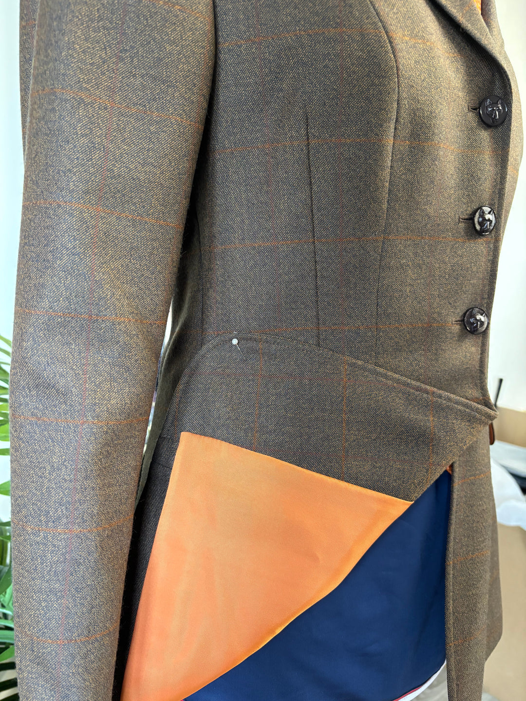 IN STOCK: PRINCESS CUT JACKET - 004