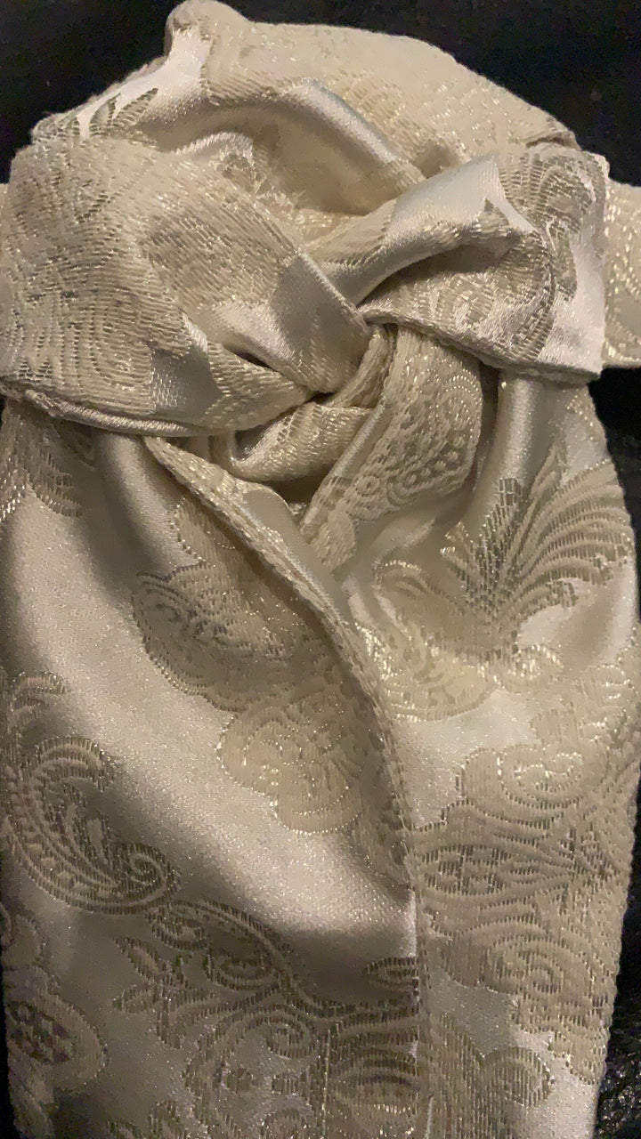Luxury Pre Tied Stocks