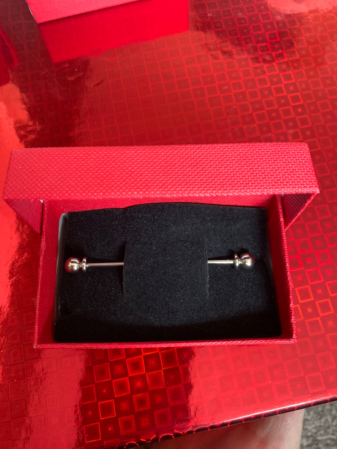 Collar Pin With Removable Chain